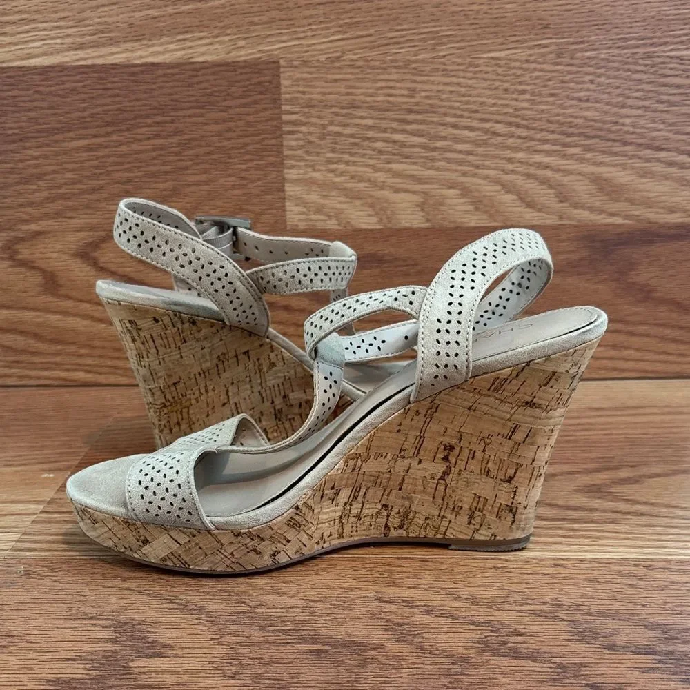 Charles by Charles David Cork Wedge Sandals Ankle Strap Beige Platform Heels 7.5